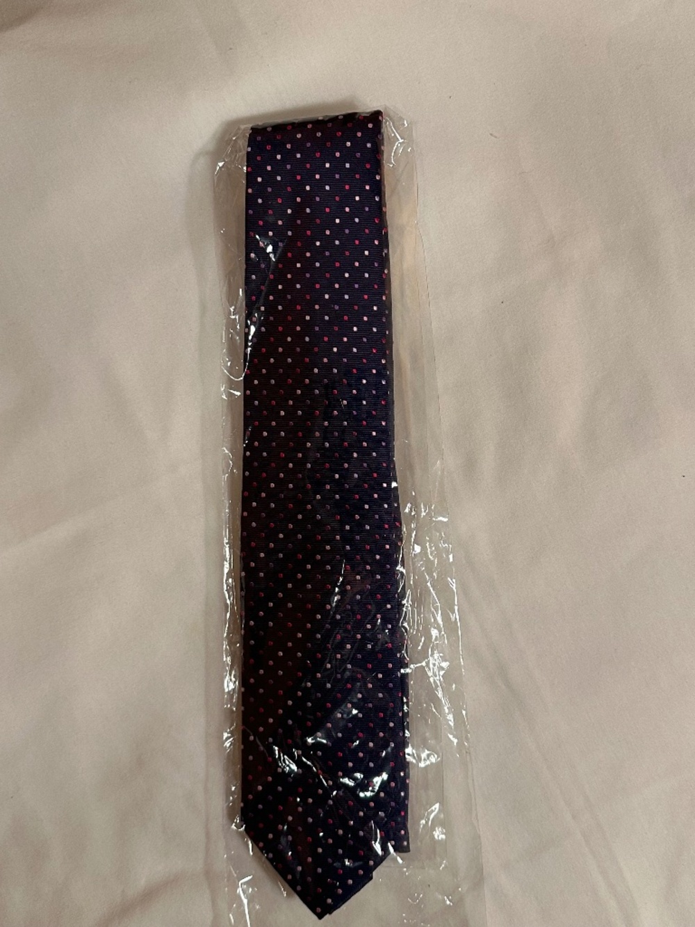 Charles Tyrwhitt navy, tie